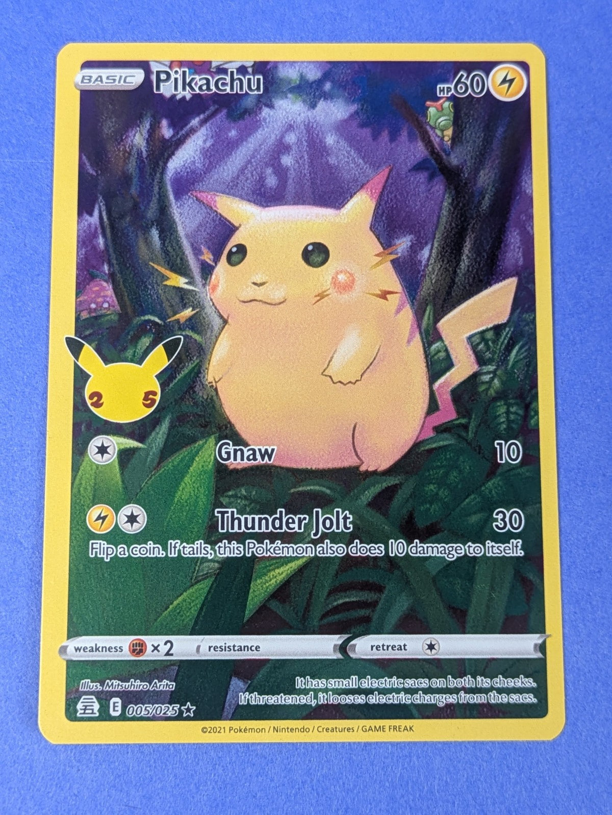Pikachu - 005/025 - Full Art Rare Celebrations - Pokemon Card - NM