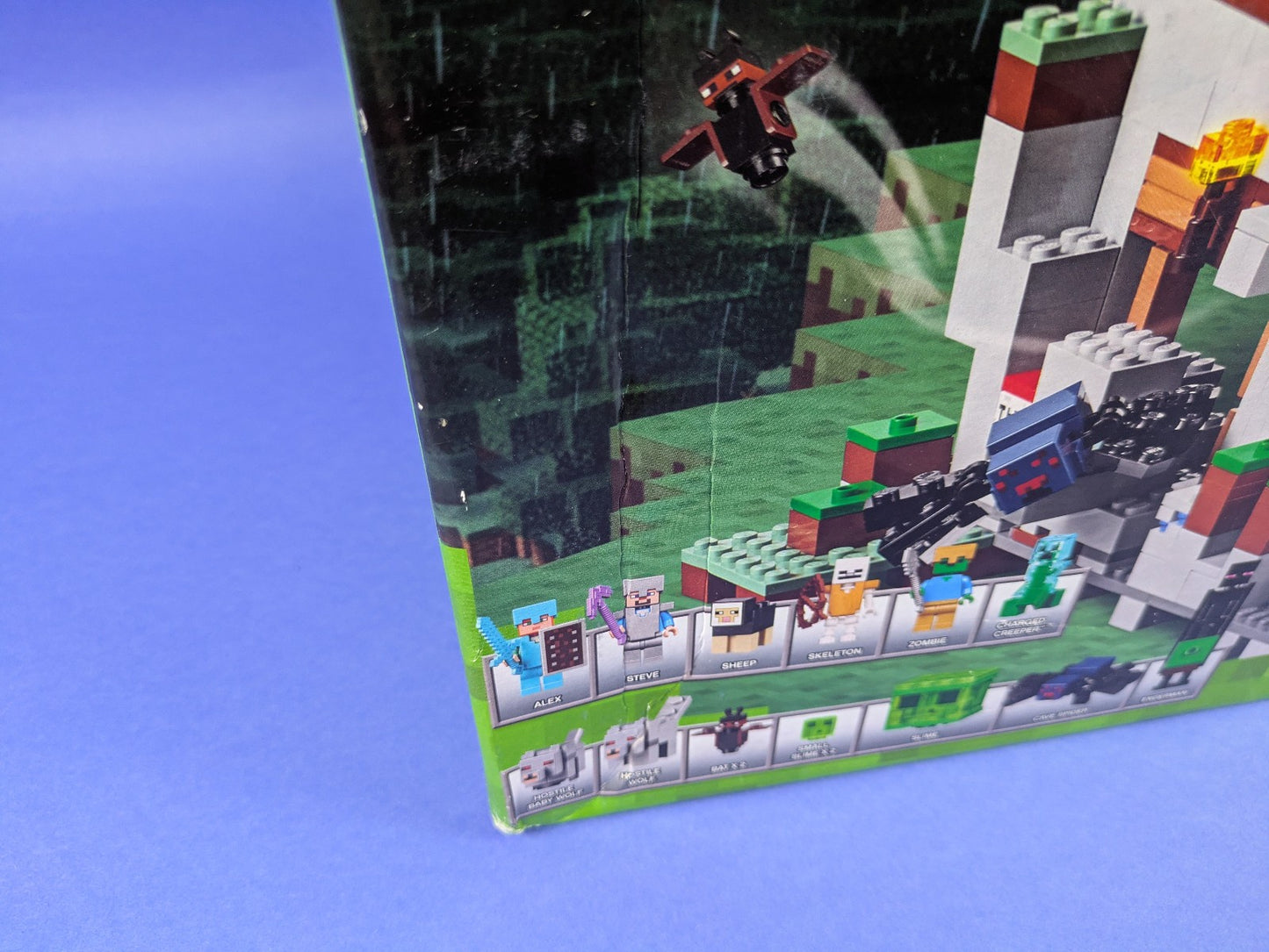 LEGO Minecraft The Mountain Cave 21137