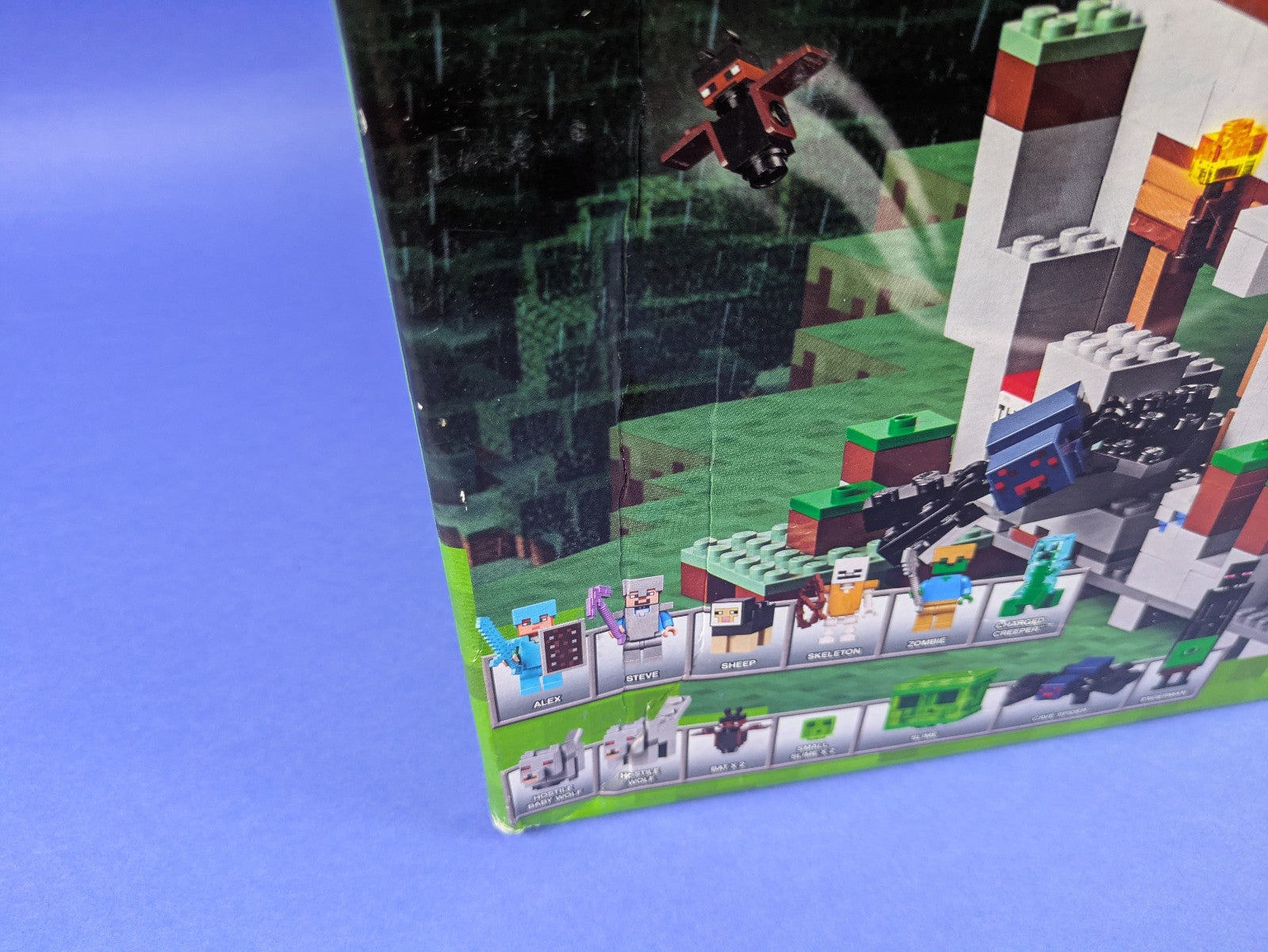 LEGO Minecraft The Mountain Cave 21137
