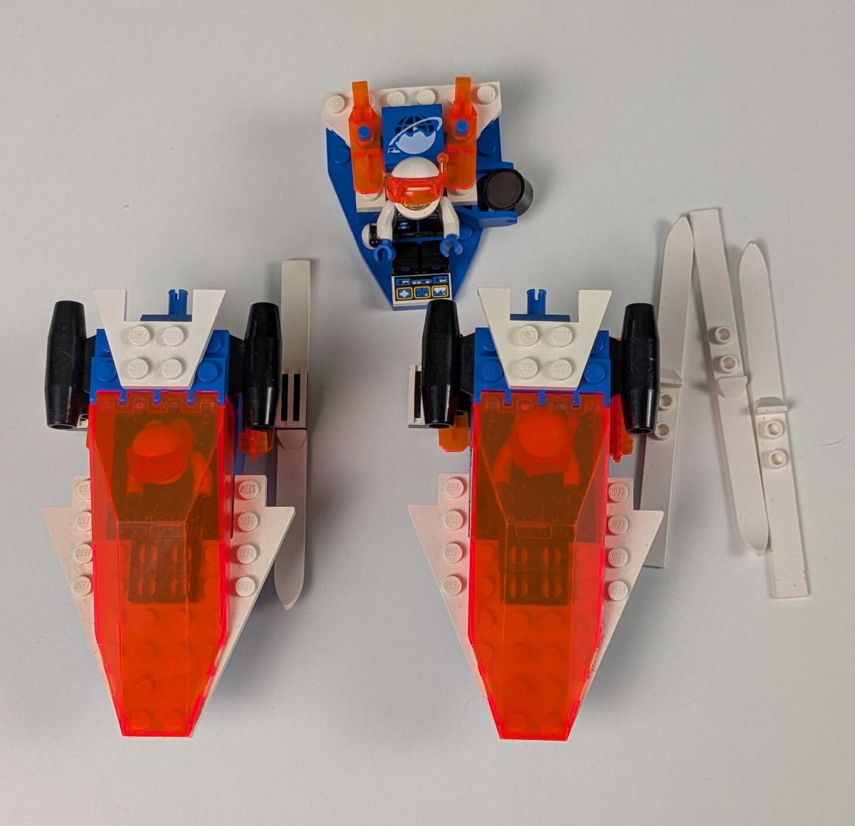 Lego Space: Ice Planet 2002: Deep Freeze Defender Set 6973