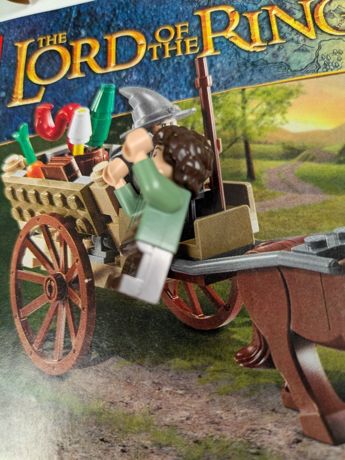 Lego The Hobbit and The Lord of the Rings: Gandalf Arrives Set 9469