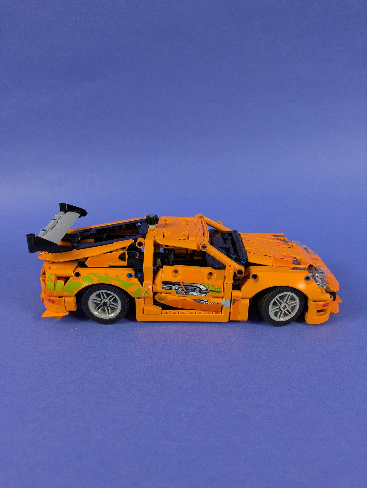 Lego Technic: Race: Fast & Furious Toyota Supra MK4 Set 42204 Complete Set