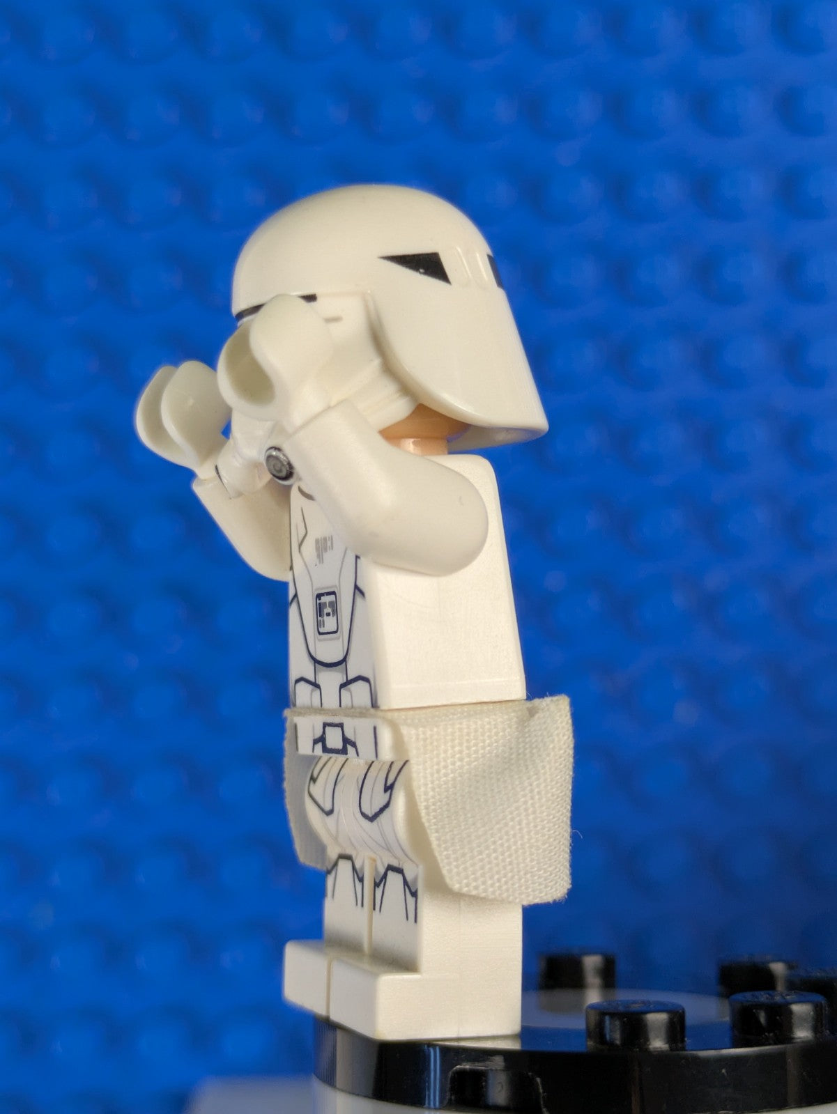 Lego Star Wars: First Order Snowtrooper with Kama sw0657 Set 75100