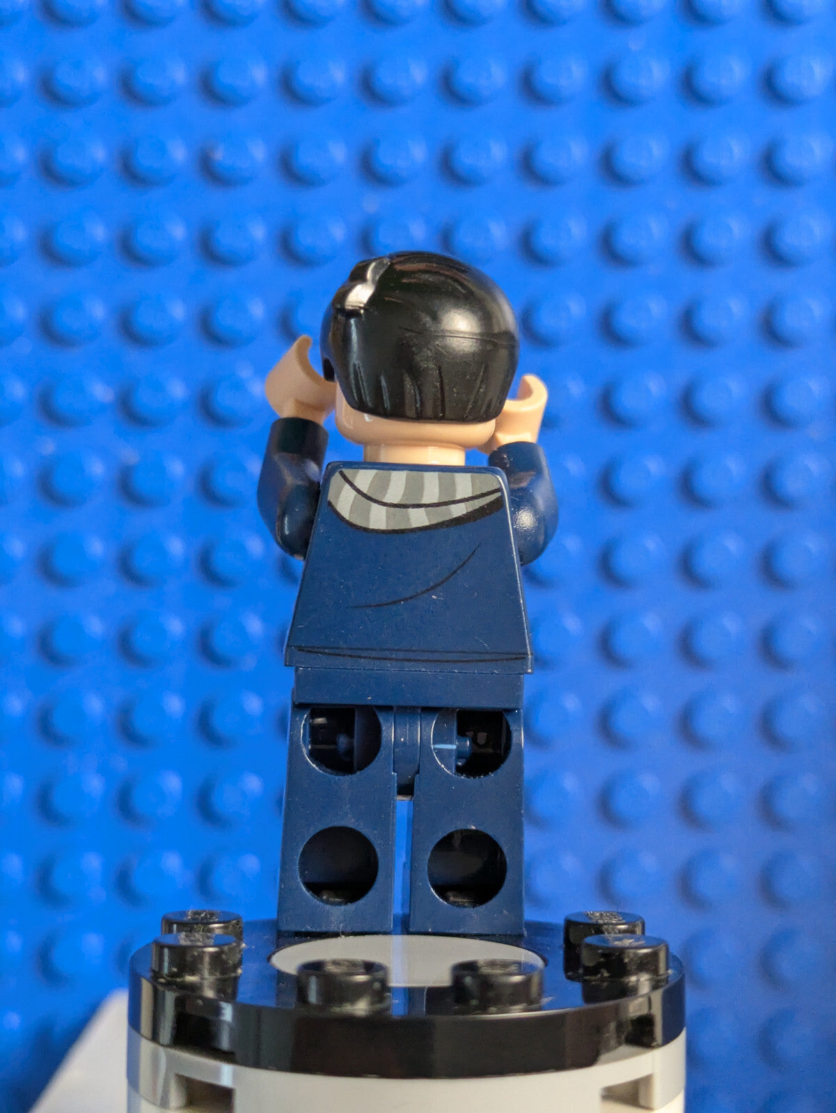 Lego Despicable Me and Minions: Gru - Dark Blue Jacket mnn004 Sets 75549, 40511