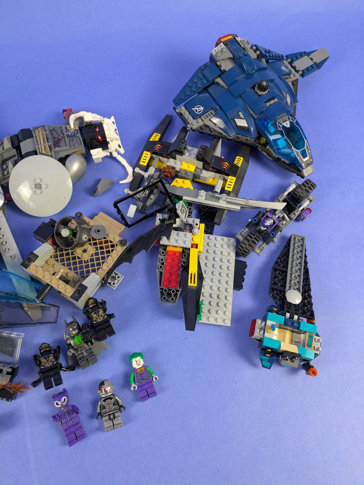 LEGO Super Heroes Random DC & Marvel Bundle Set with Random Minifigures!