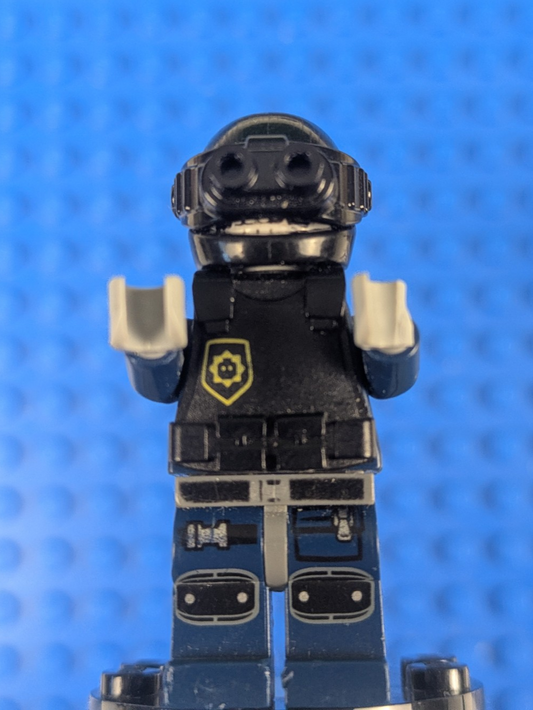 Lego The LEGO Movie: Robo SWAT - Aviator Cap with Goggles tlm055 Set 70815