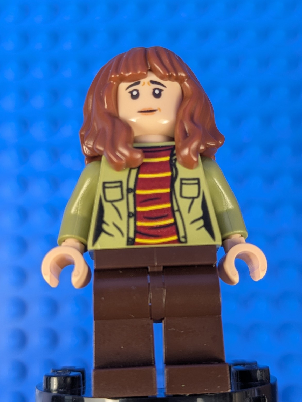 Lego Stranger Things: Joyce Byers - Sand Green Jacket st002 Set 75810