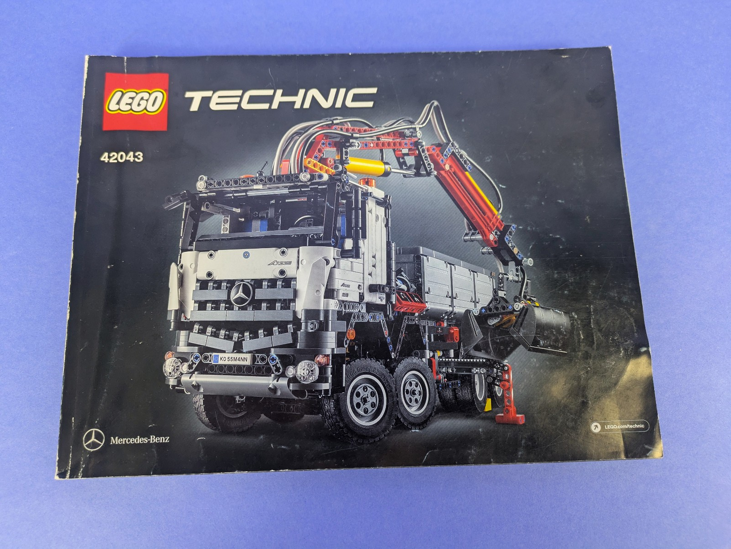 Lego Technic: Mercedes-Benz Arocs 3245 42043 - Complete w/ Instructions