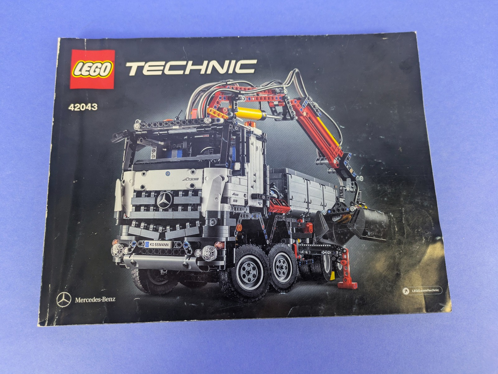 Lego Technic: Mercedes-Benz Arocs 3245 42043 - Complete w/ Instructions