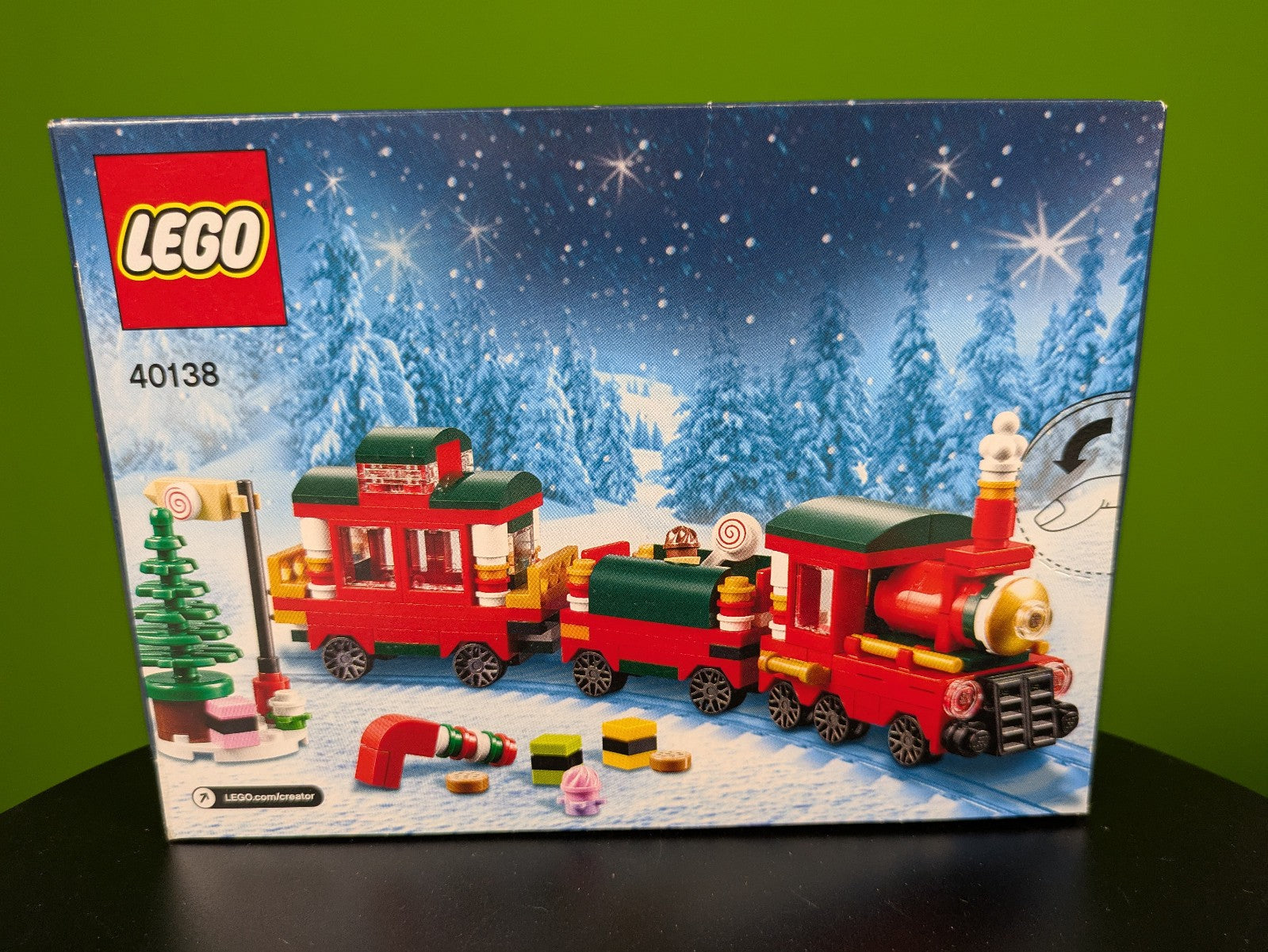 Lego Holiday & Event: Christmas Train - Limited Edition 2015 Holiday Set 40138