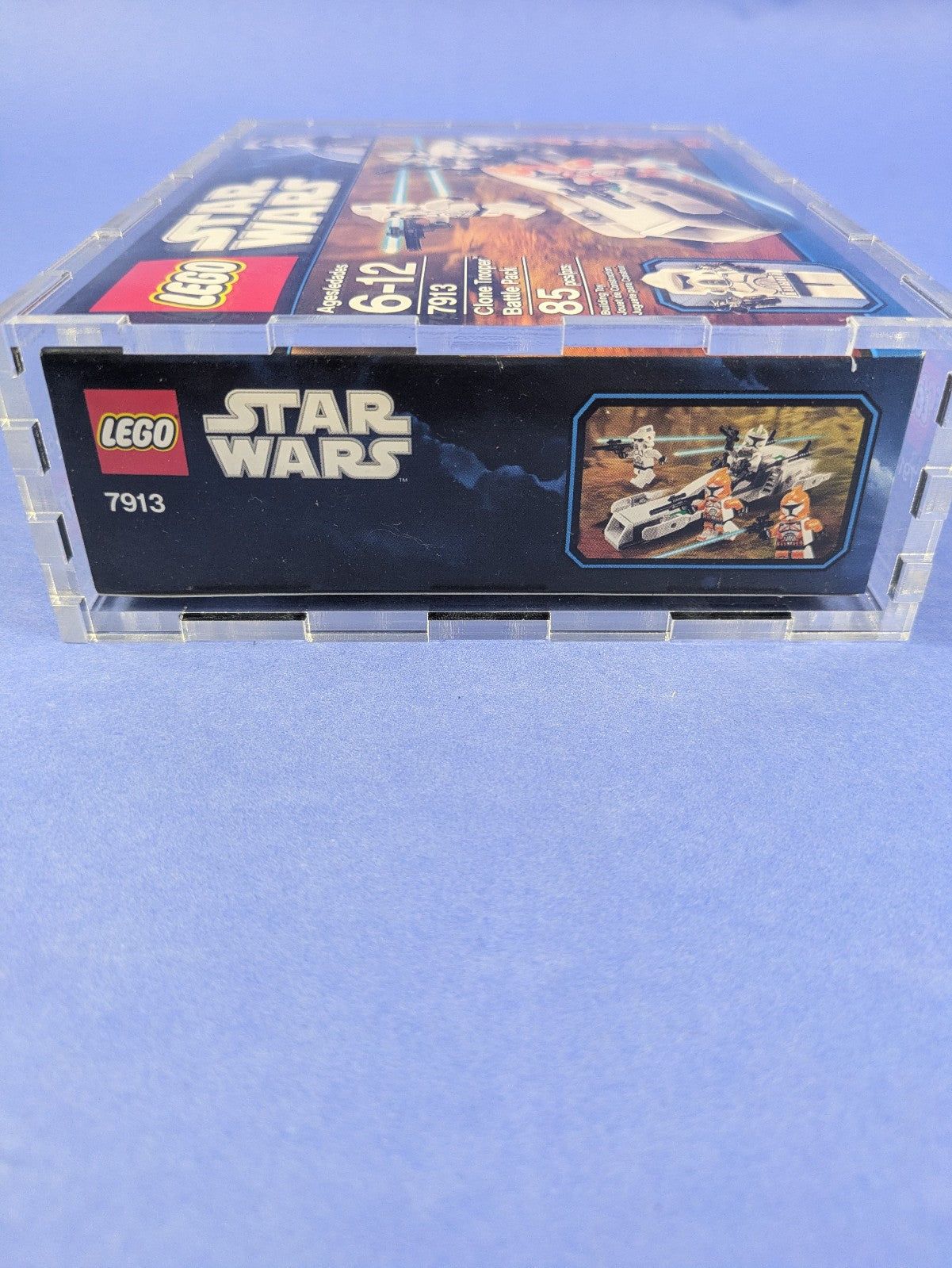 LEGO Star Wars Clone Trooper Battle Pack 7913 w/ Case
