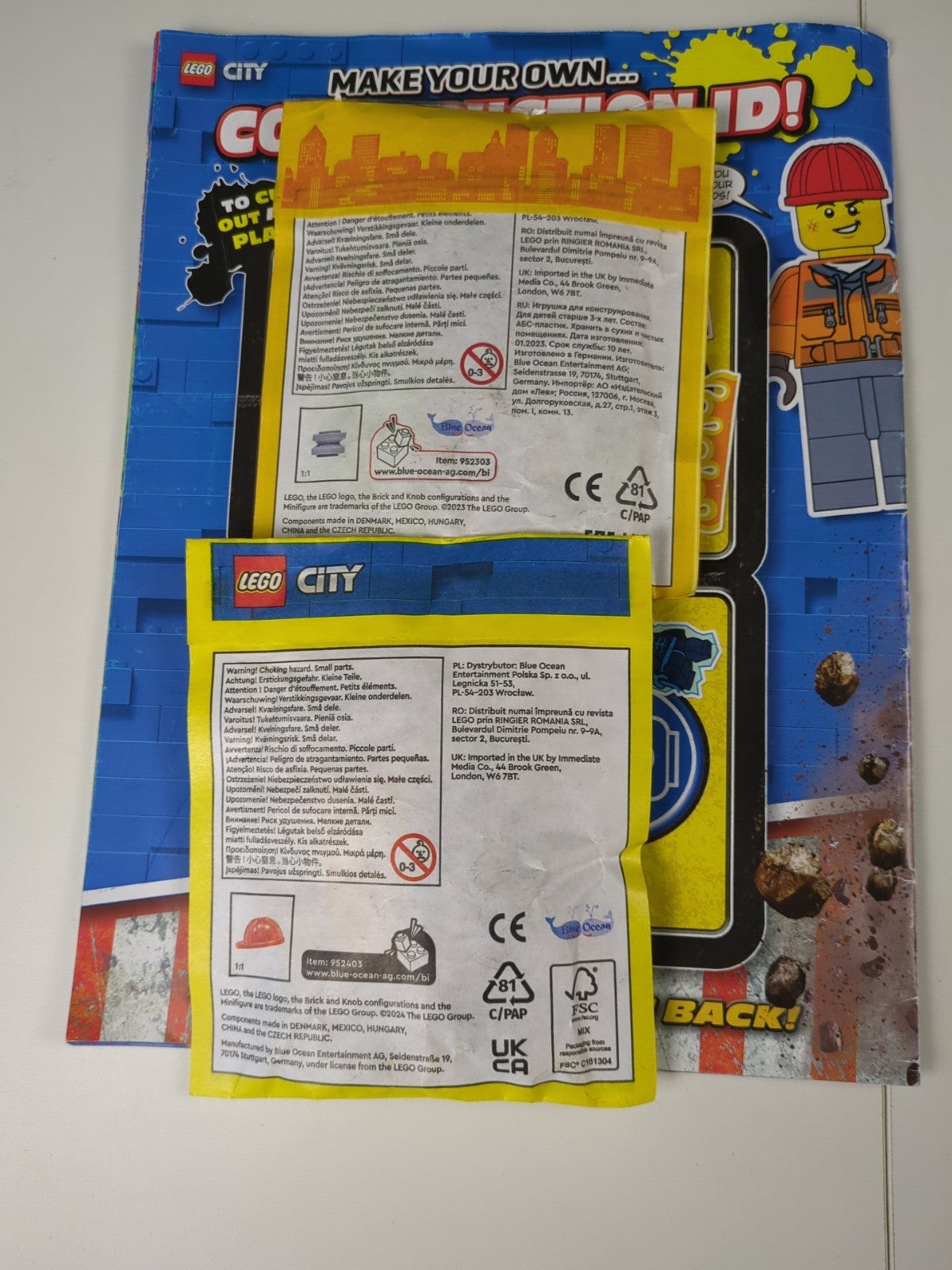 Lego Town: City: Builder with Cement Mixer & Farmer with Lawn Mower Paper Bag