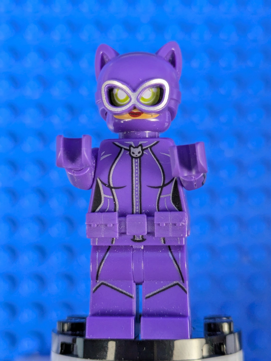 Lego Super Heroes: Catwoman - Dark Purple Suit sh0330 Sets 70902, 70923