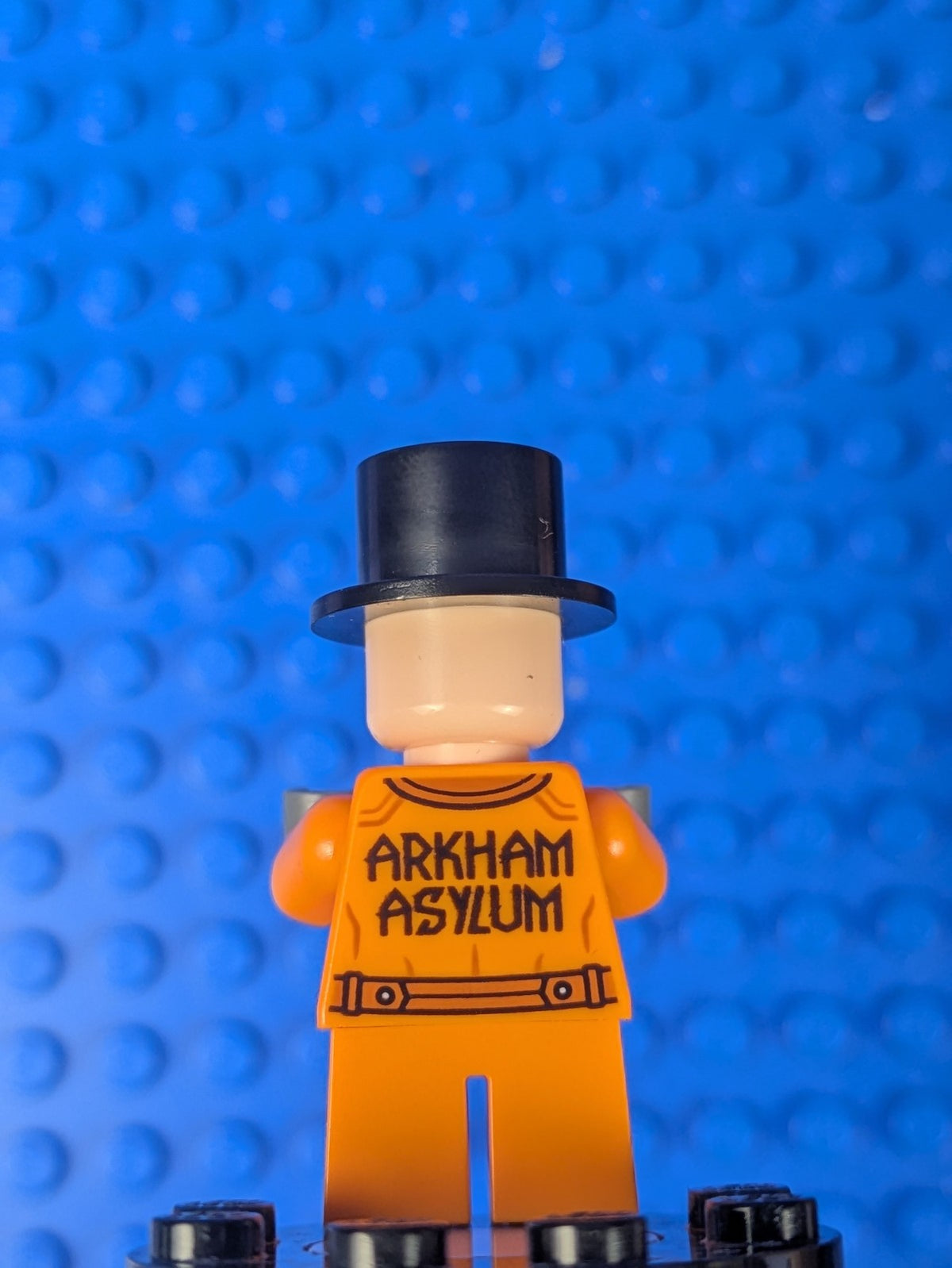 Lego Super Heroes: Batman II: The Penguin - Prison Jumpsuit sh1090 Set 76300