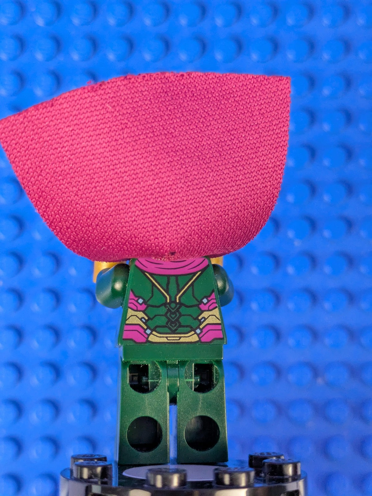 Lego Super Heroes: Mysterio - Magenta Trim sh0580 Sets 76129, 76128