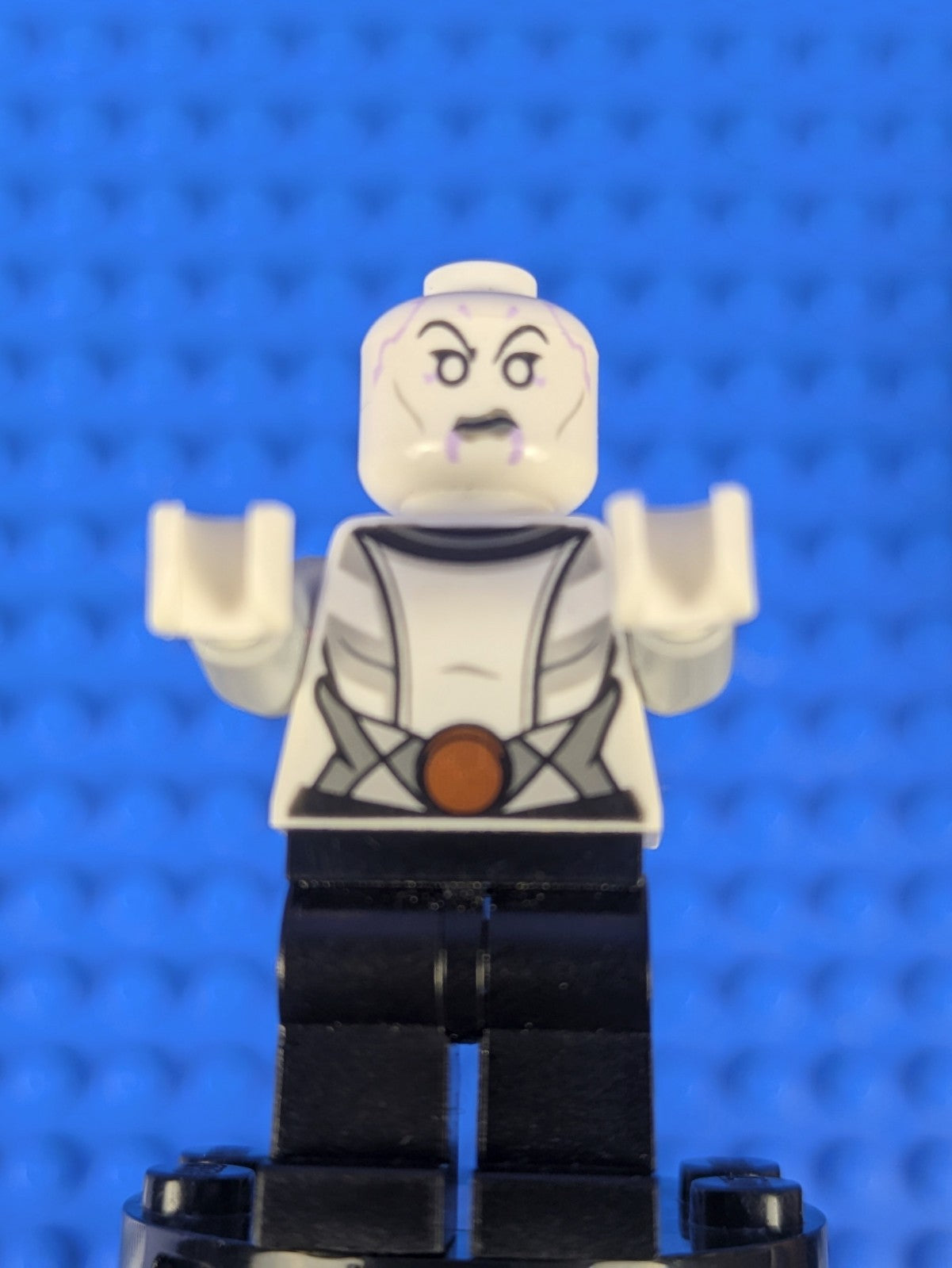 Lego Star Wars: Asajj Ventress - White Torso sw0615 Set 75087