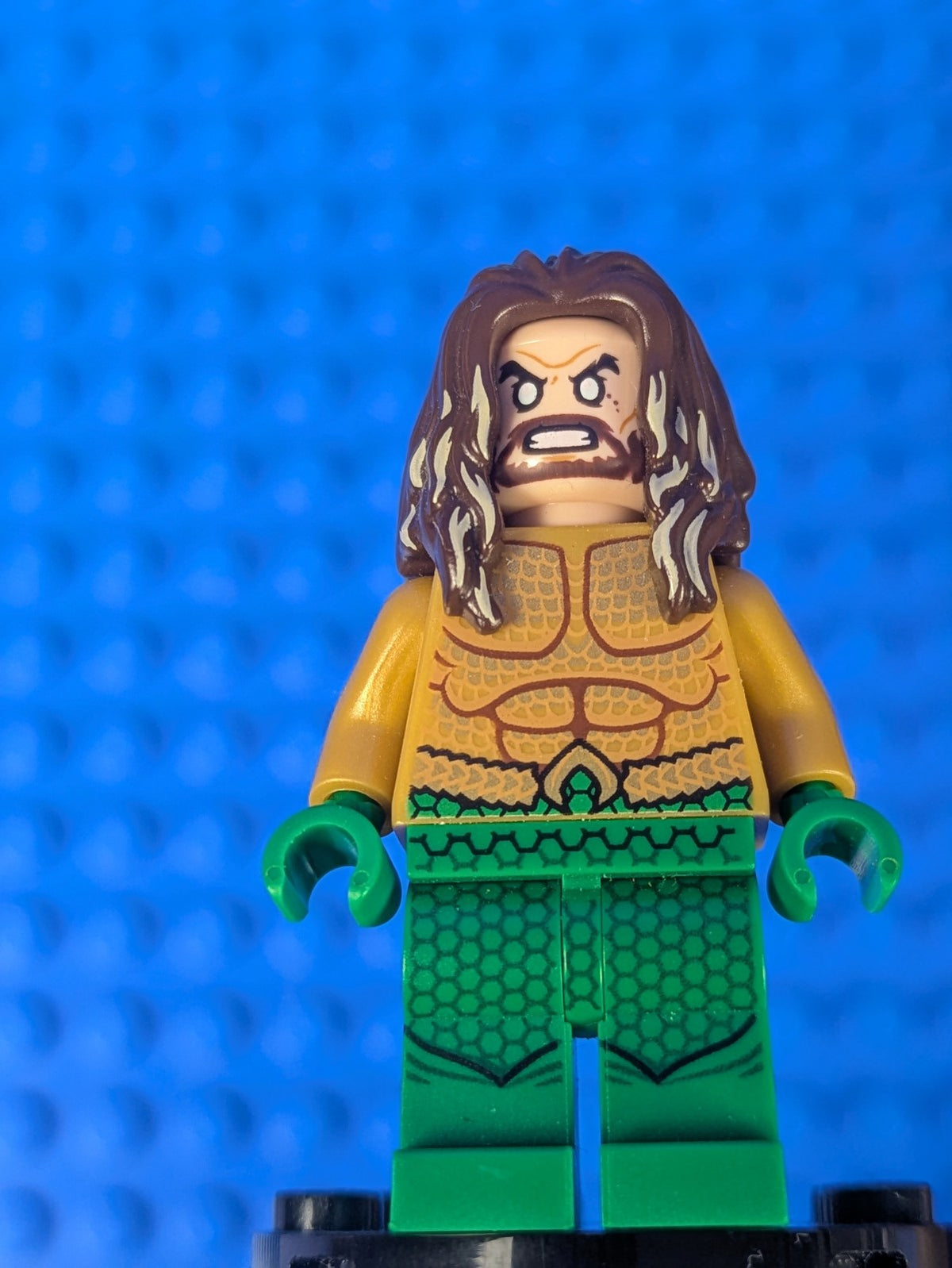 Lego Super Heroes: Aquaman - Dark Brown Long Hair sh0525 Set 76095