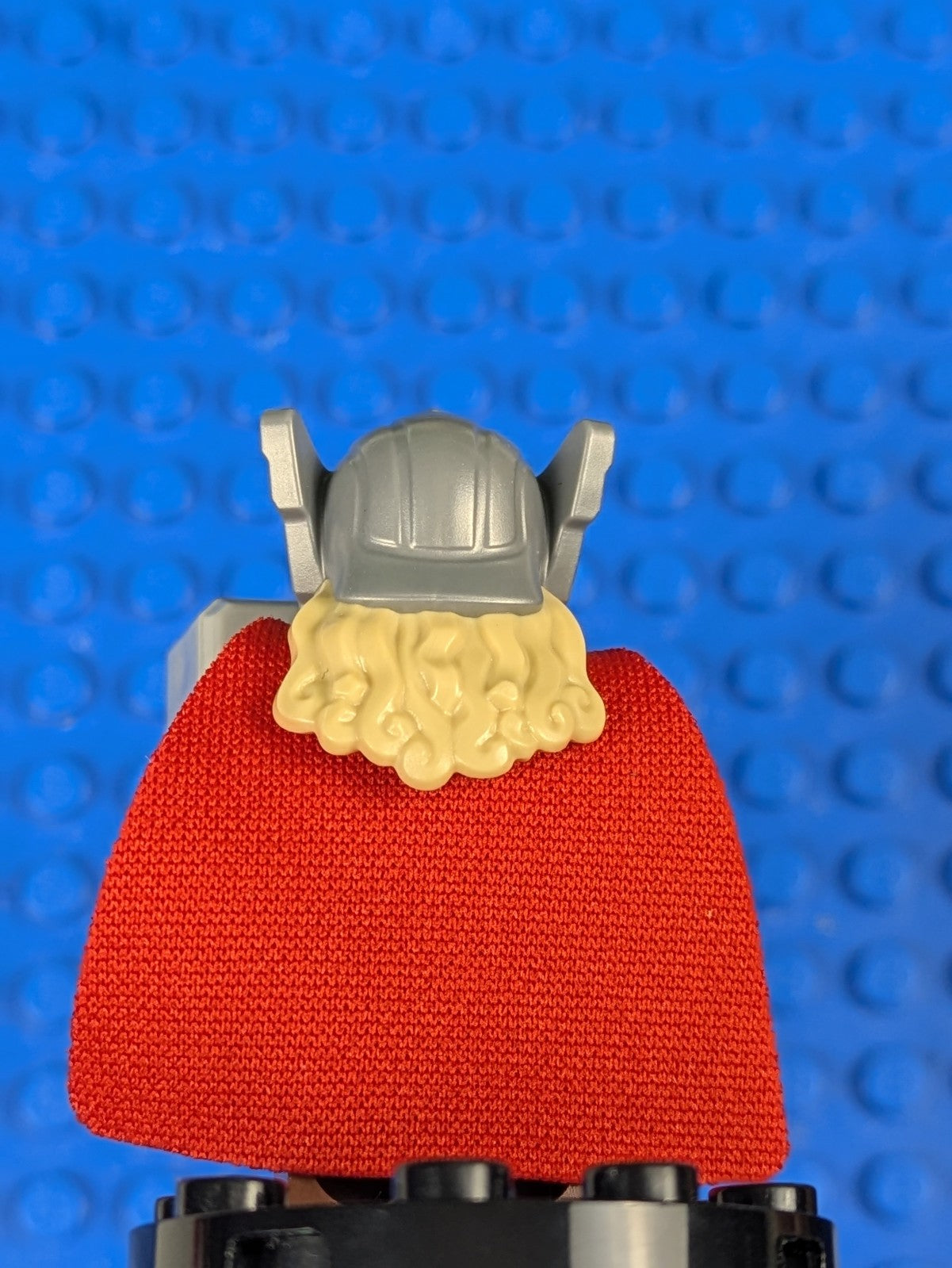 Lego Super Heroes: Thor Love and Thunder: Mighty Thor sh0815 Set 76208