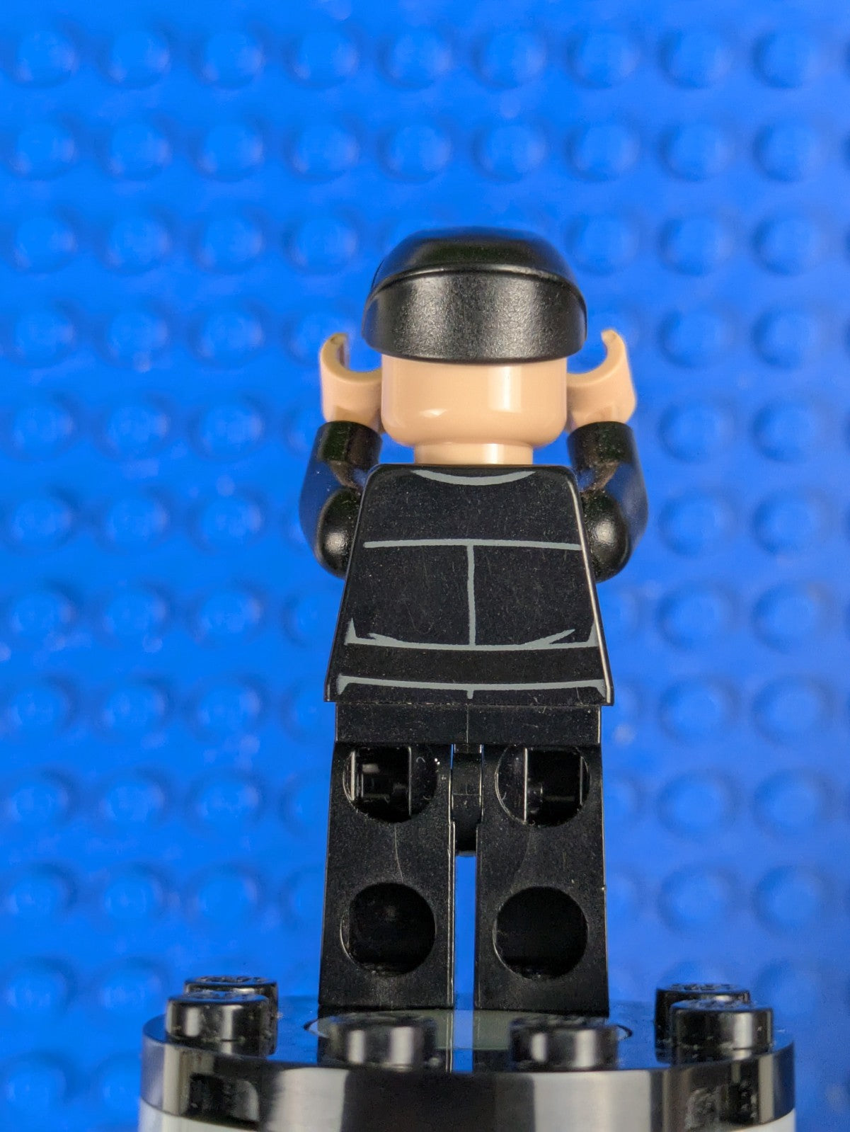 Lego Star Wars: Imperial Shuttle Pilot - Light Nougat Head sw0802 Set 75163