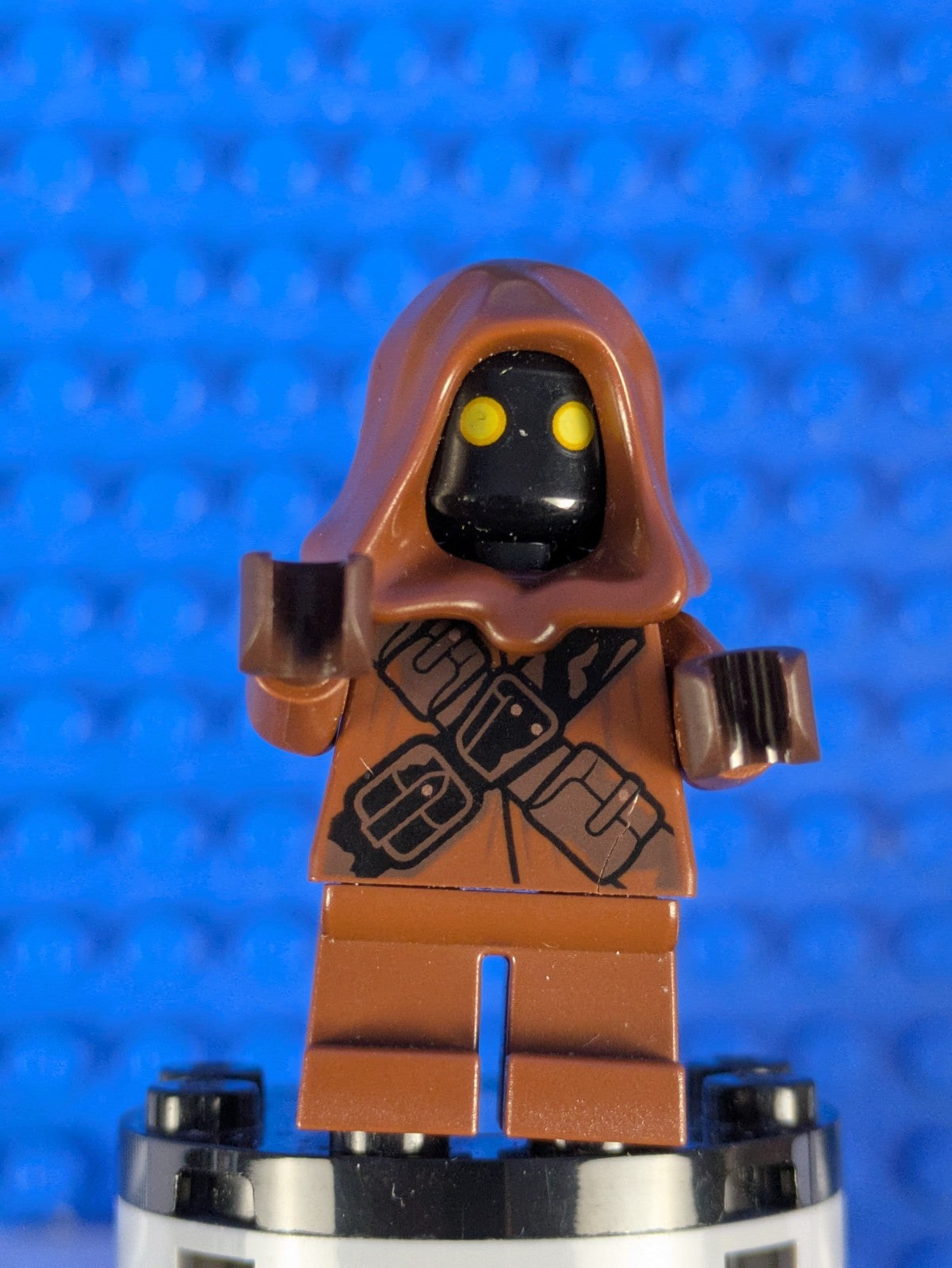 Lego Star Wars: Jawa - Straps with Black Stains sw0896 Sets 75220, 75198