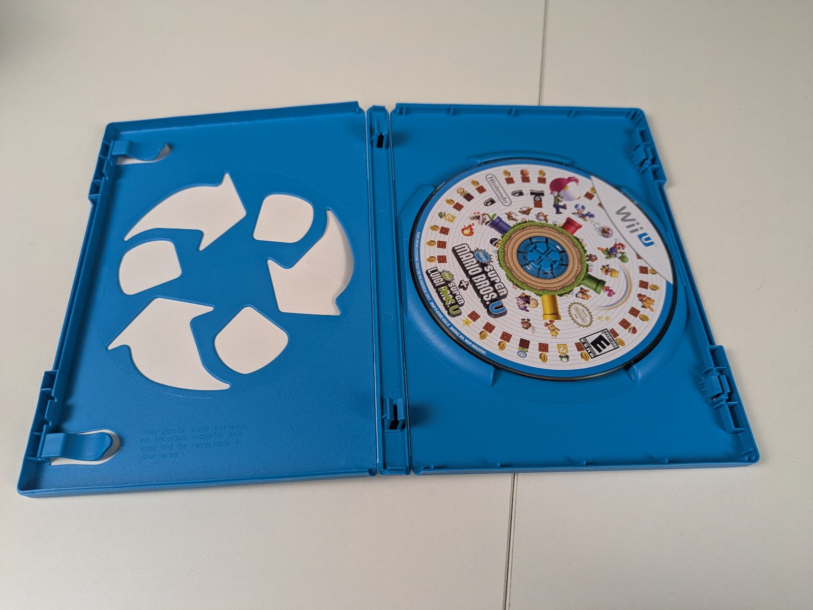 New Super Mario Bros. U + New Super Luigi U (Nintendo Wii U, 2013) CIB