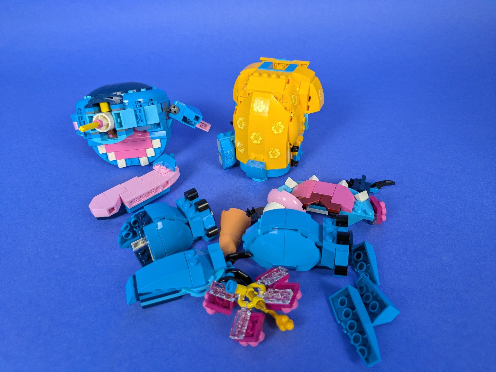 Lego Disney: Sculptures: Lilo & Stitch: Stitch Set 43249 - Set Only