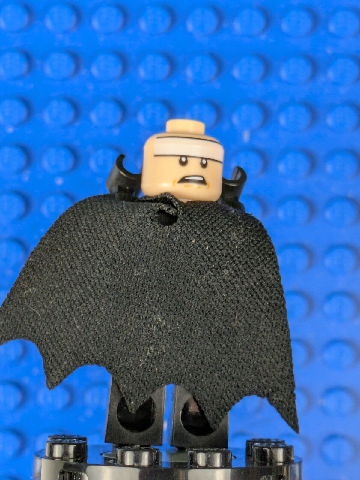 Lego Super Heroes: Batman- Black Suit, Black Mask bat002 Set 7785 7783 7781