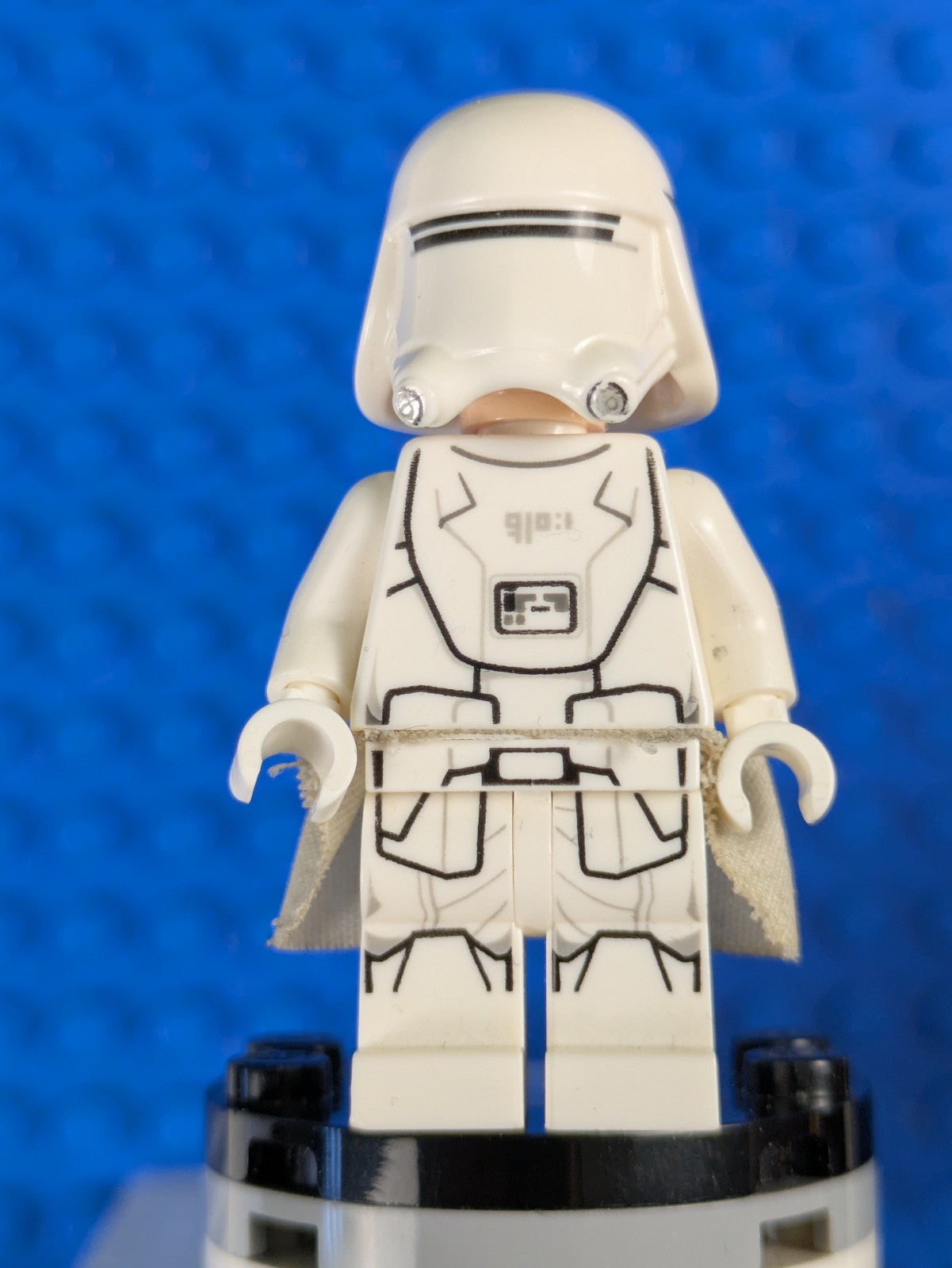 Lego Star Wars: First Order Snowtrooper with Kama sw0657 Set 75100