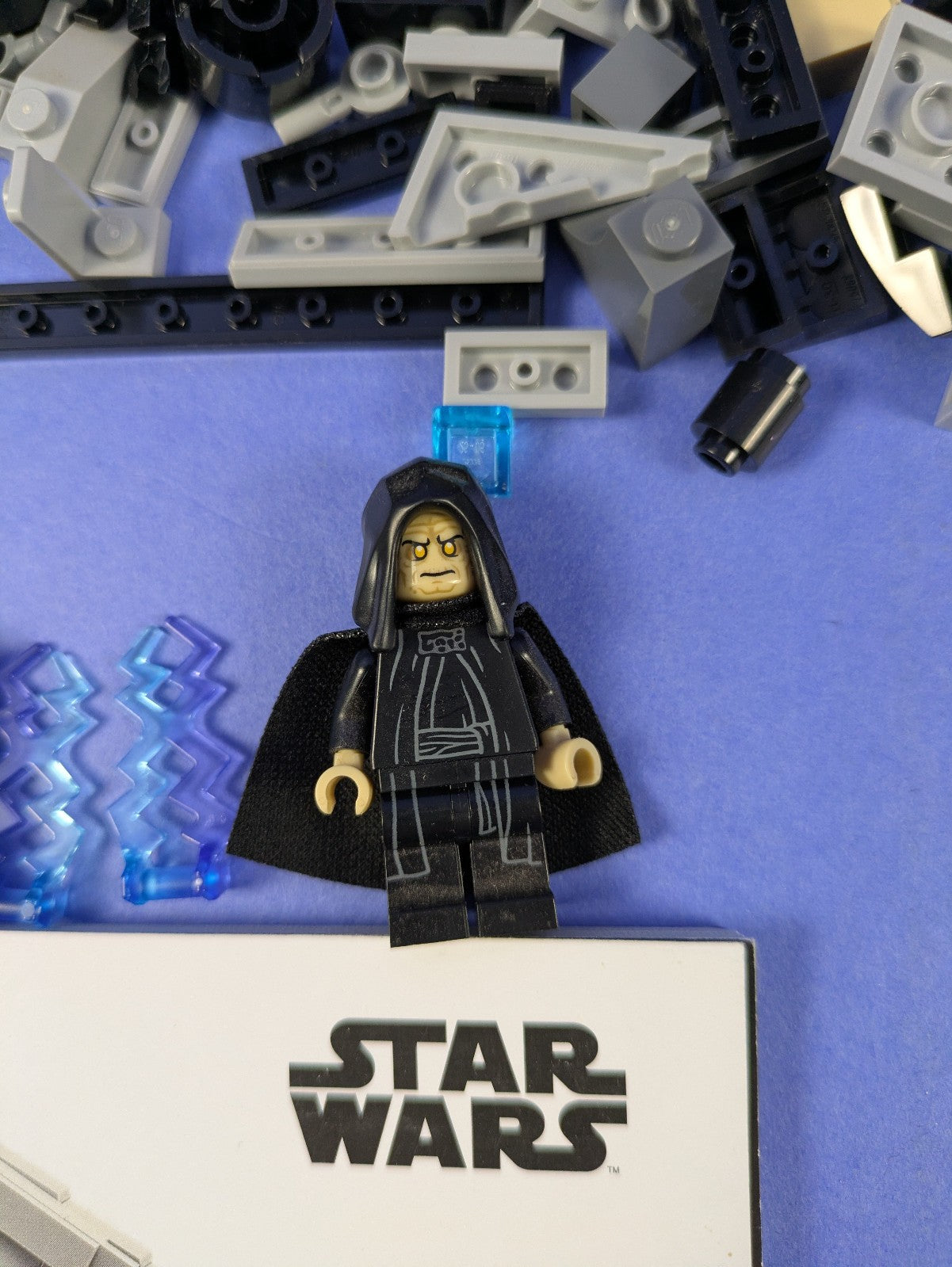 LEGO Star Wars Emperor's Throne Room Diorama 75352 Complete Set Pre-Owned