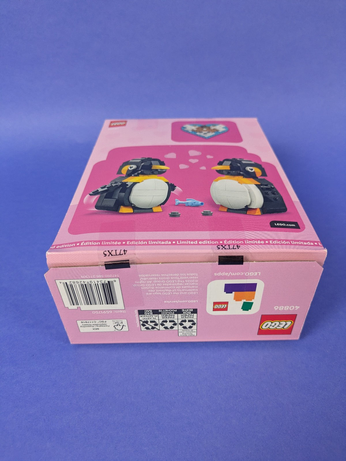 Lego Holiday & Event: Valentine's Day: Penguins in Love Set 40886 BRAND NEW