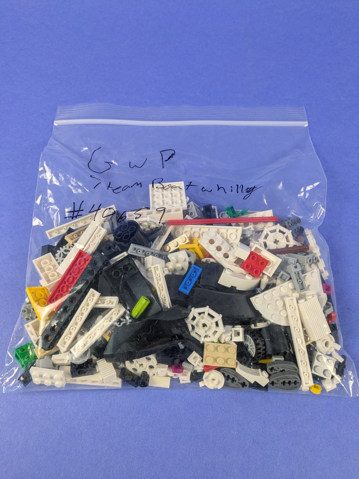 LEGO Disney Mini Steamboat Willie 40659 Complete Set Pre-Owned