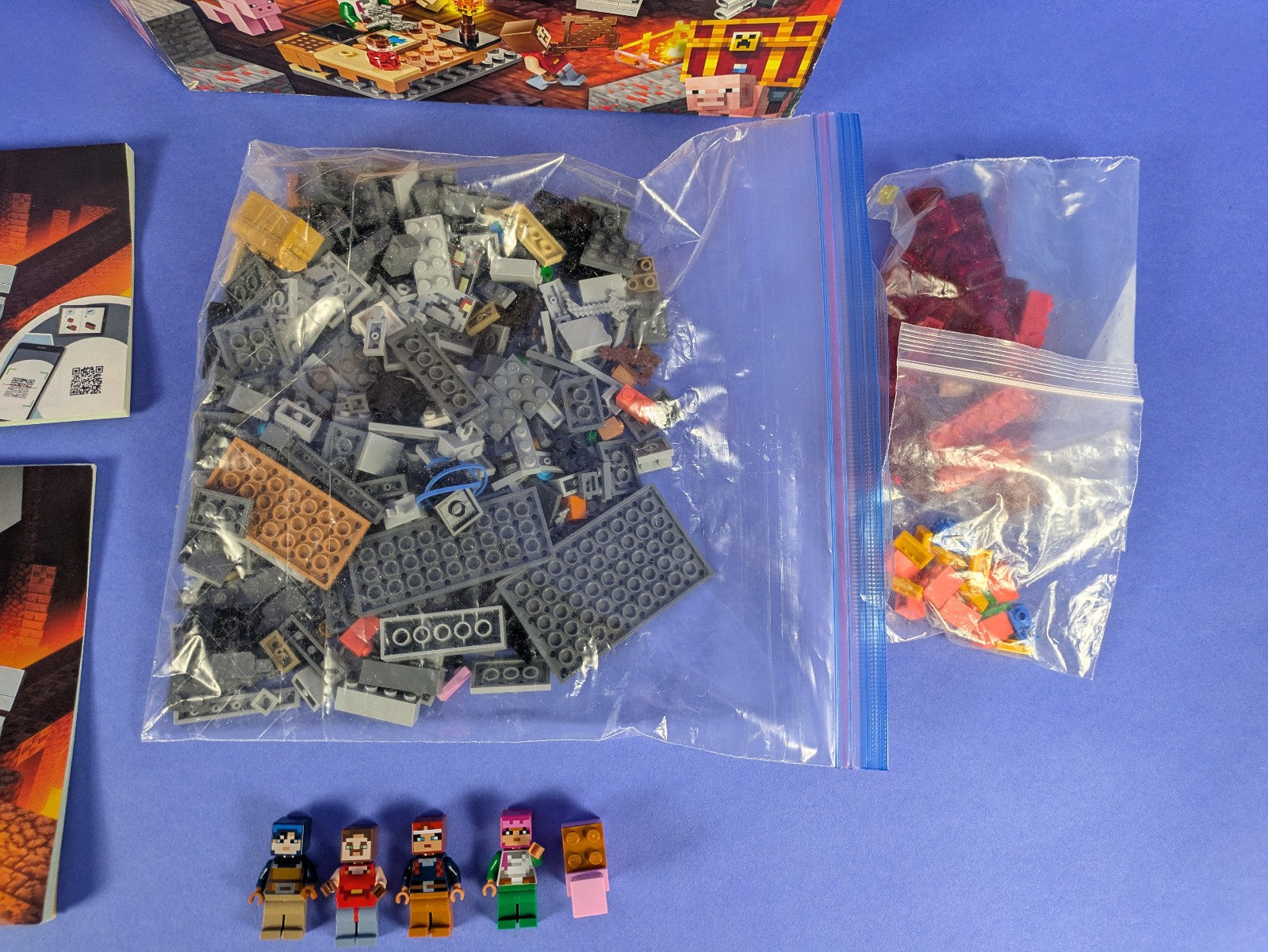 Lego Minecraft: Minecraft Dungeons: The Redstone Battle Set 21163 Complete Set