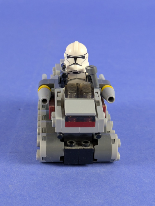 LEGO Star Wars Clone Turbo Tank 75028 Complete Set Pre-Owned