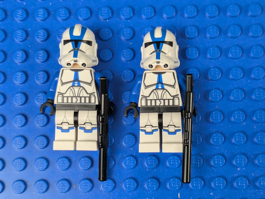 Lego Star Wars: Clone Trooper - 501st Legion Blue Arms  (2X) sw0445 Set 75004
