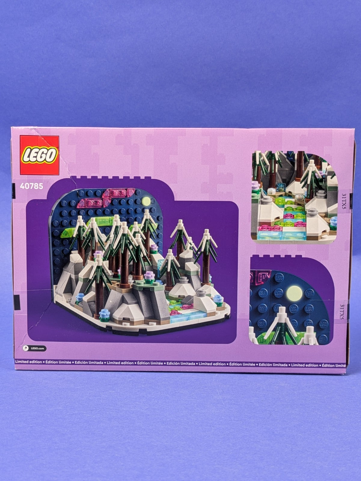 LEGO Seasonal Northern Lights Diorama 40785