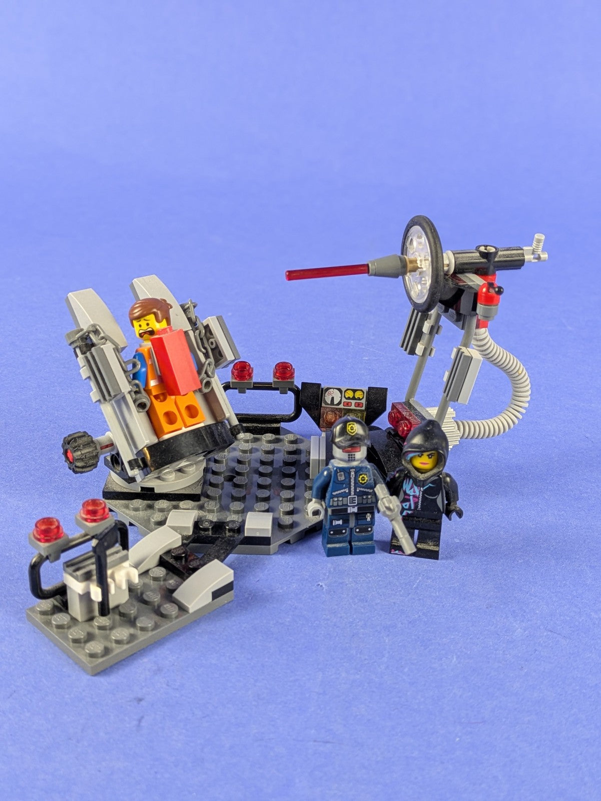 LEGO The LEGO Movie Melting Room 70801 Complete Set Pre-Owned