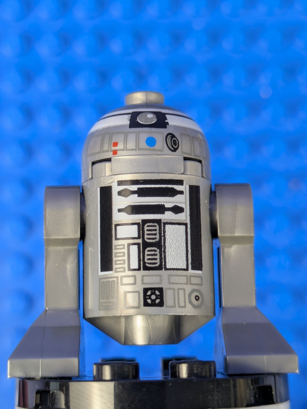 Lego Star Wars: Astromech Droid - R2-Q2 (Small Red Dots) sw0303 Set 7915