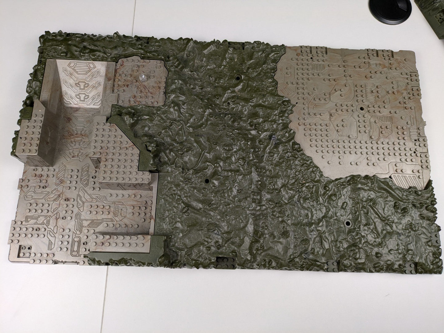 MEGA BLOKS Halo Battlescape II 96983 Terrain Only!