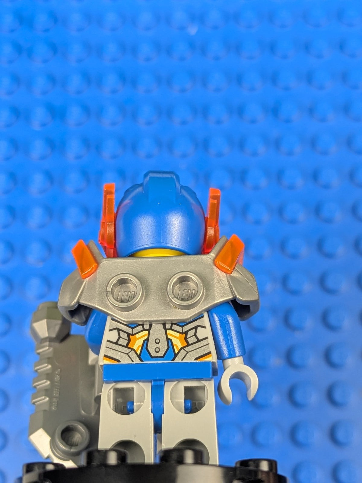 Lego NEXO KNIGHTS: Clay Moorington - Blue Helmet nex093 Set 70351