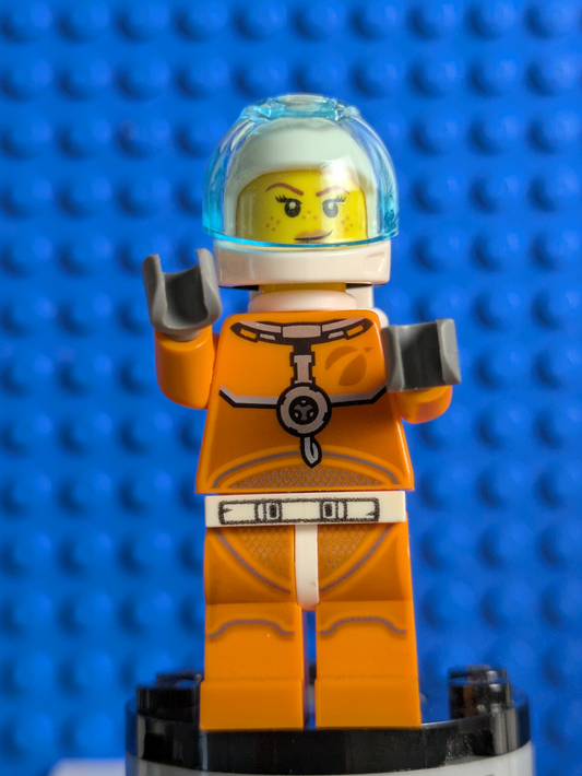 Lego Town: City: Space Exploration: Astronaut - Female cty1008 Set 60228