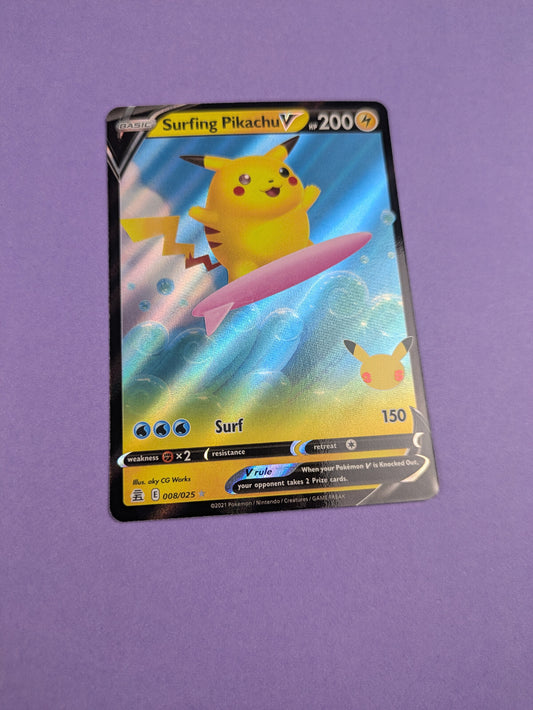 Surfing Pikachu V - 008/025 - Ultra Rare Sword & Shield - Pokemon Card - NM