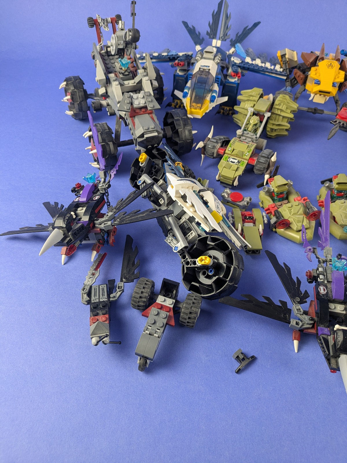 LEGO LEGENDS OF CHIMA Bundle Deal More Than 10 Sets Pre-Owned