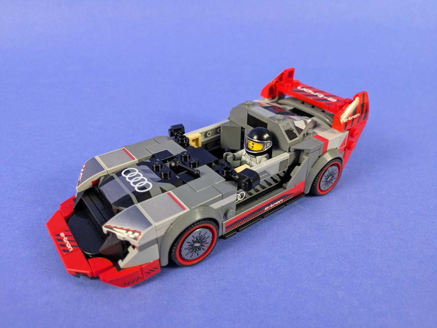 Lego SPEED CHAMPIONS: Audi S1 e-tron quattro Set 76921 Complete Set