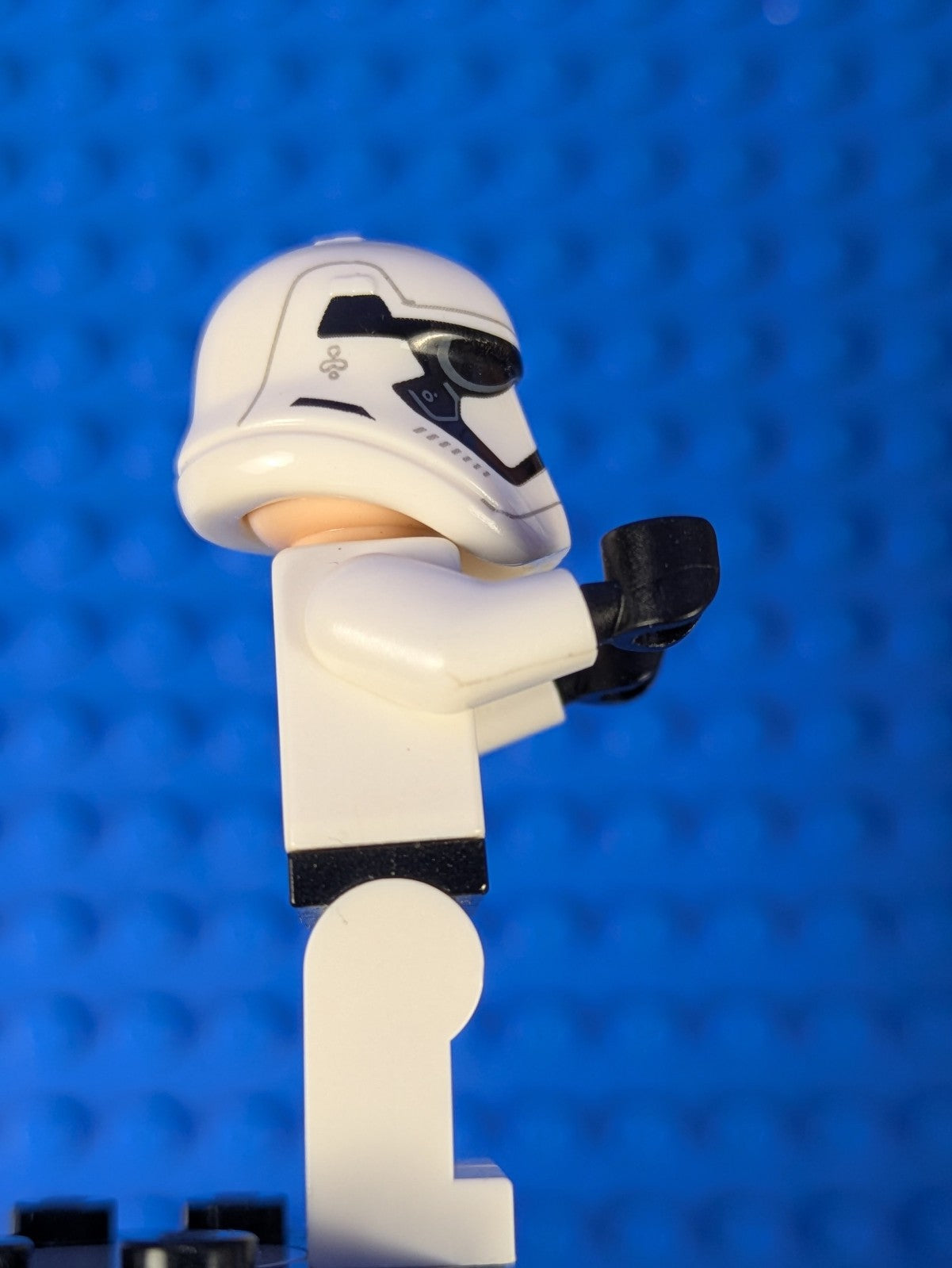 Lego Star Wars: First Order Stormtrooper - Rounded Mouth sw0667 Set 75103