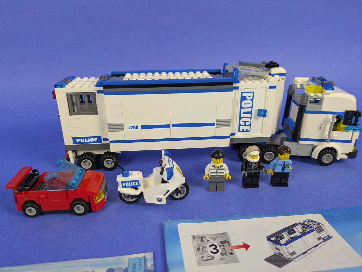 Lego Town: City: Police: Mobile Police Unit 7288 w/ Instructions