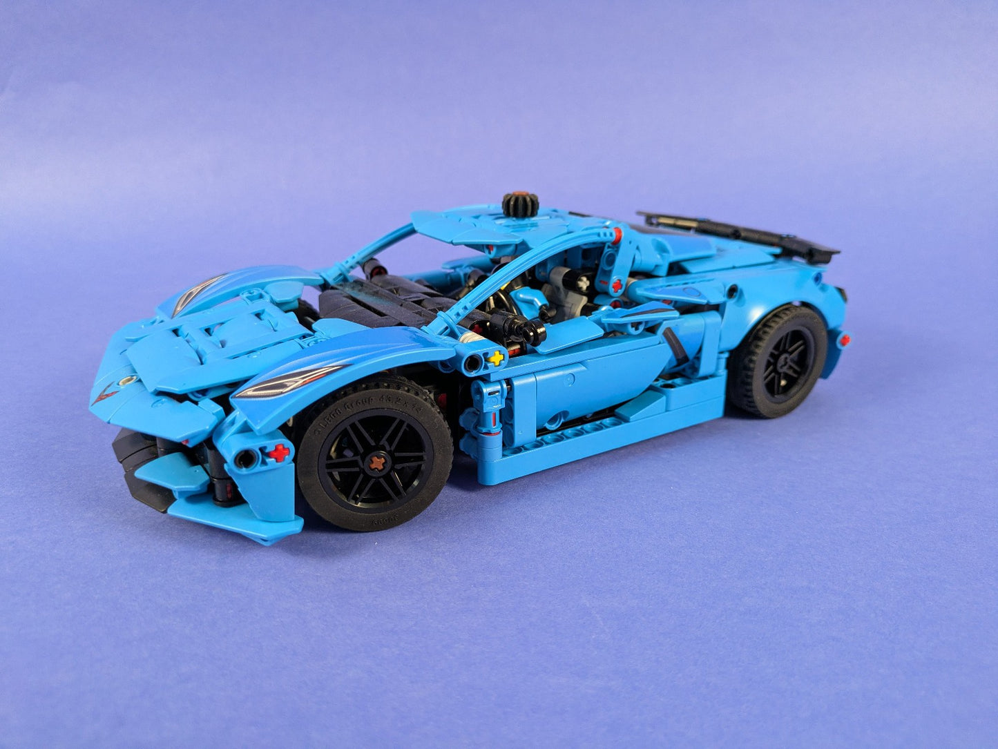 Lego Technic: Model: Race: Chevrolet Corvette Stingray Set 42217 Complete Set