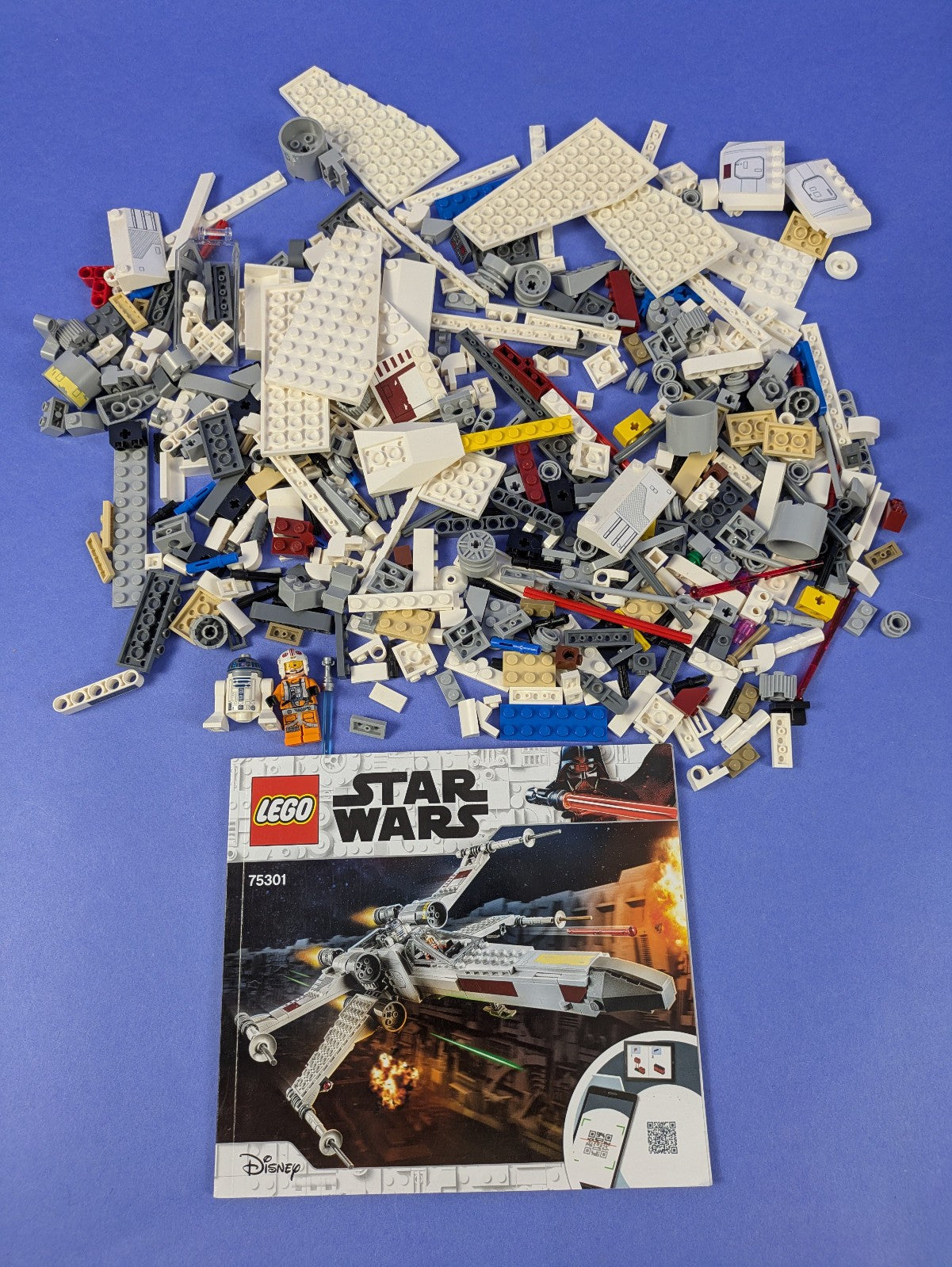 LEGO Star Wars Luke Skywalker's X-Wing Fighter 75301 Incomplete Set