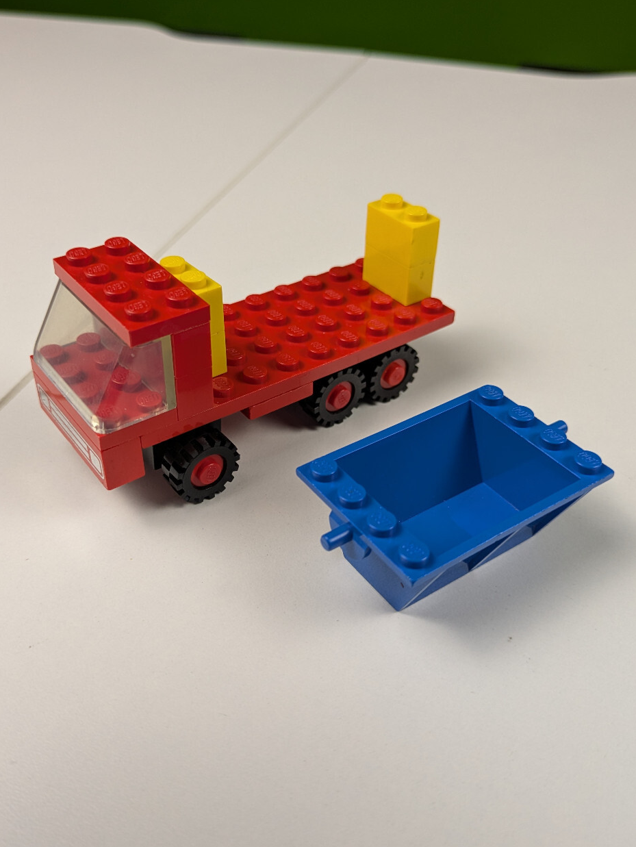 Lego LEGOLAND: Construction: Tipper Truck Set 435 - w/ Instructions