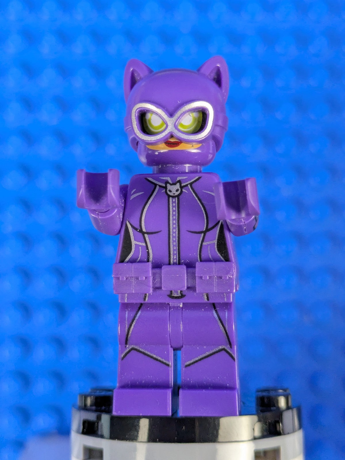 Lego Super Heroes: Catwoman - Dark Purple Suit sh0330 Sets 70902, 70923