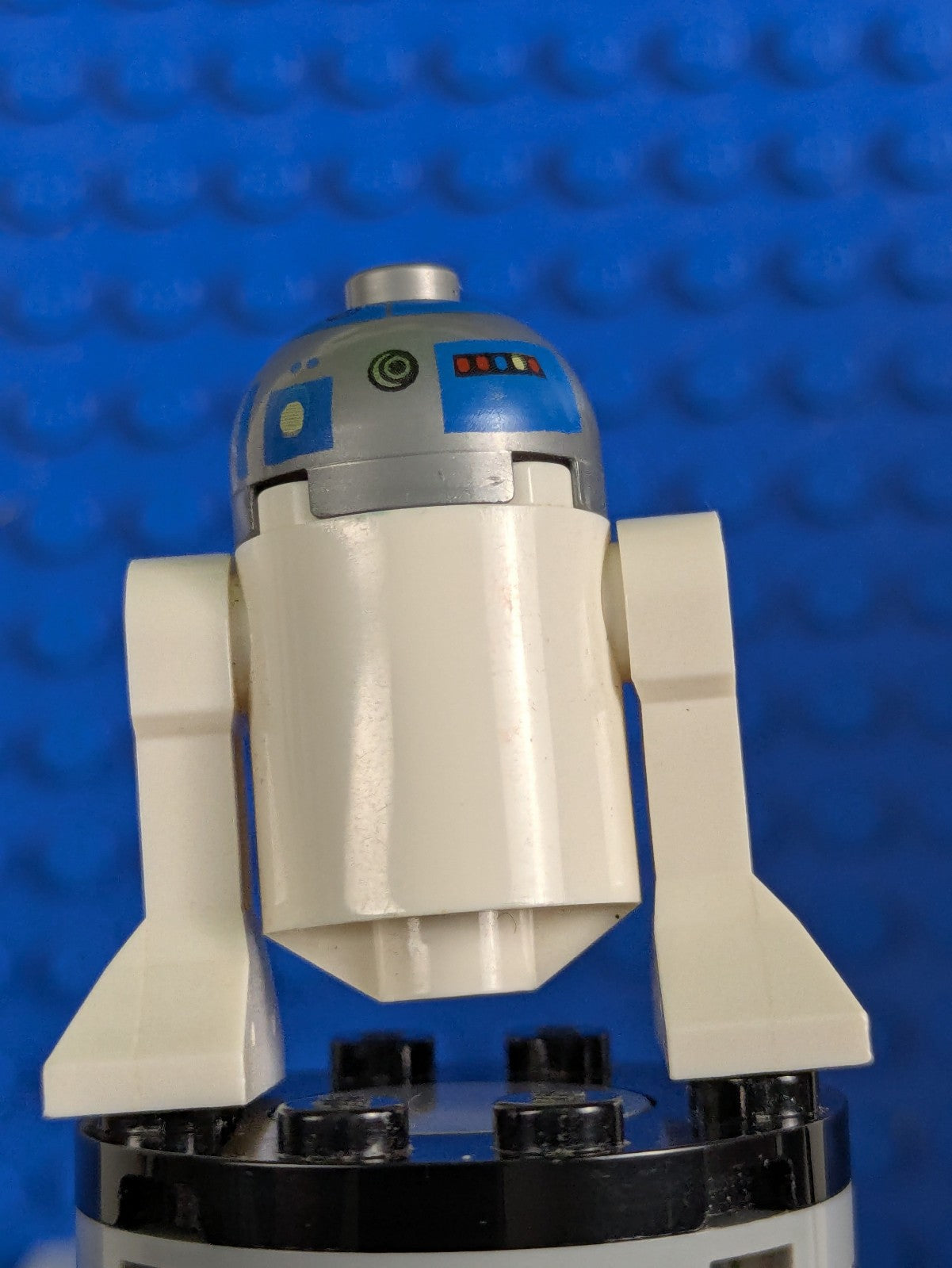 Lego Star Wars: Episode 4-6: R2-D2 - Astromech Droid sw0217a Set 75020